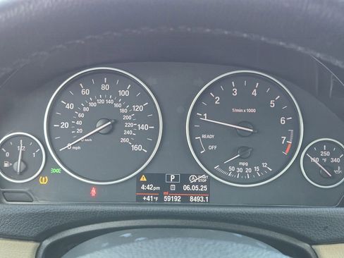 Used 2018 BMW 320i xDrive Sedan image 17