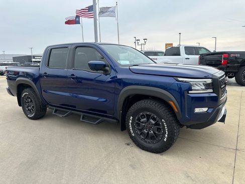 Used 2022 Nissan Frontier PRO-4X w/ Pro-4X Premium Package image 7