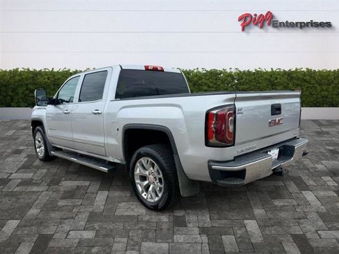 Used 2018 GMC Sierra 1500 SLT w/ SLT Premium Package RWD image 2