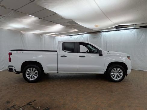 Used 2024 Chevrolet Silverado 1500 Custom AWD/4WD image 9