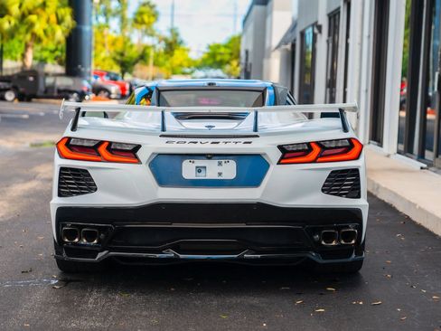 Used 2022 Chevrolet Corvette Stingray Premium Conv w/ Z51 Performance Package RWD image 9