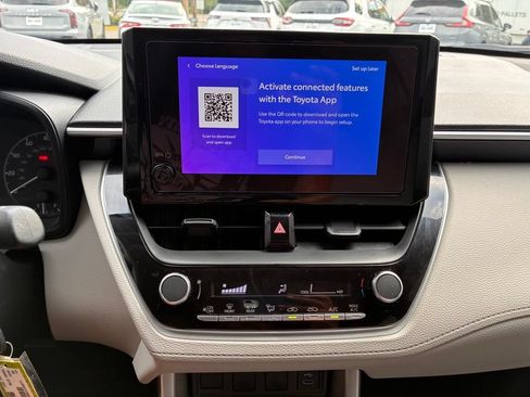 Used 2025 Toyota Corolla Cross L FWD image 34