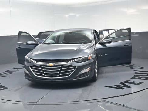 Used 2019 Chevrolet Malibu LT FWD image 22