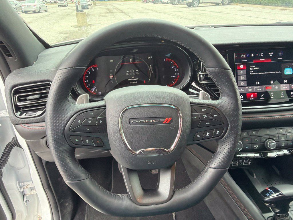 Used 2025 Dodge Durango GT AWD/4WD image 16