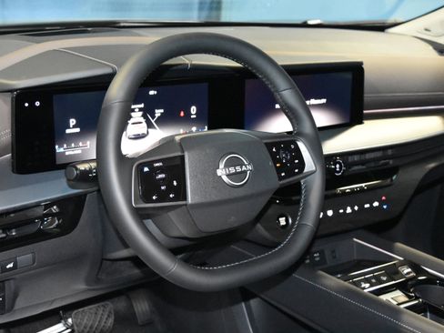 New 2026 Nissan Murano Platinum w/ Cargo Package image 2