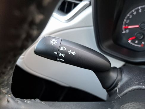 Used 2022 Toyota Corolla Cross LE image 22