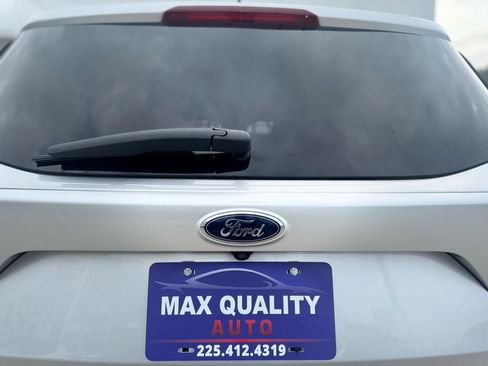 Used 2017 Ford Escape SE w/ Equipment Group 201A FWD image 25
