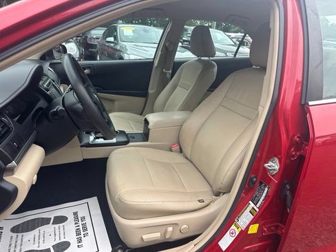 Used 2012 Toyota Camry LE FWD image 26