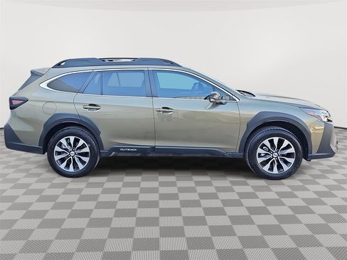 Certified 2025 Subaru Outback Limited image 4