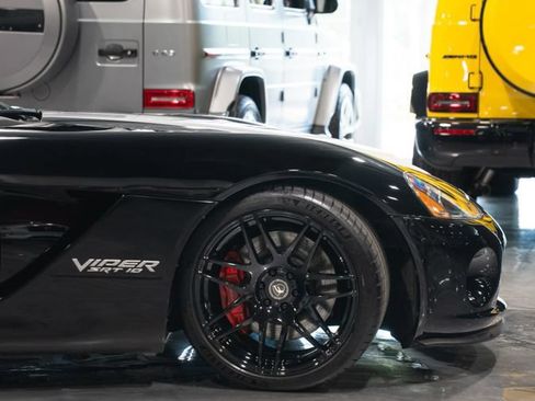 Used 2006 Dodge Viper SRT-10 RWD image 29