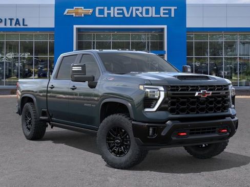 New 2026 Chevrolet Silverado 2500 ZR2 AWD/4WD image 7