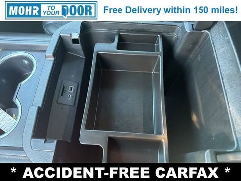 Used 2021 Chevrolet Tahoe LT w/ LT Signature Package AWD/4WD image 21