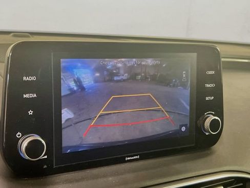 Used 2022 Hyundai Santa Fe XRT FWD image 13