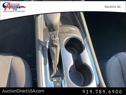 Used 2025 Chevrolet Malibu LT image 31