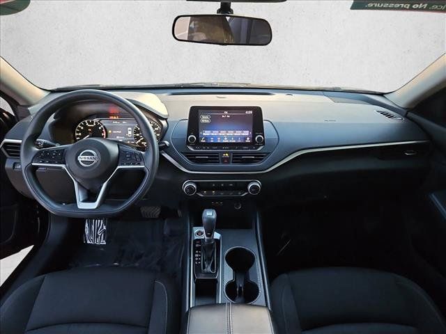 Used 2020 Nissan Altima 2.5 S FWD image 17