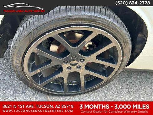 Used 2015 Dodge Challenger SXT w/ Driver Convenience Group image 27