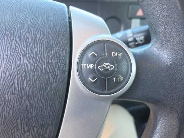 Used 2014 Toyota Prius C One FWD image 6