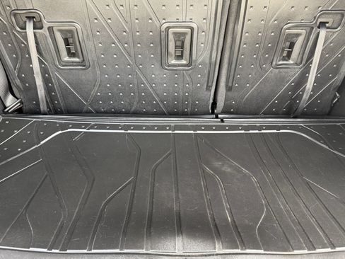 Used 2023 Chevrolet Traverse RS w/ LPO, Floor Liner Package AWD/4WD image 17