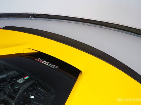 Used 2018 Ferrari 488 GTB Base image 11