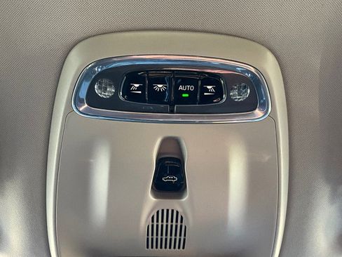 Used 2017 Volvo XC90 T6 Inscription w/ Vision Package image 17