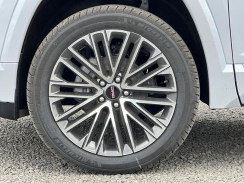 New 2026 GMC Terrain Denali w/ LPO, Black Badging Package AWD/4WD image 31