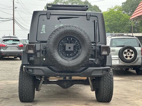 Used 2015 Jeep Wrangler Unlimited Sport w/ Quick Order Package 24S AWD/4WD image 7
