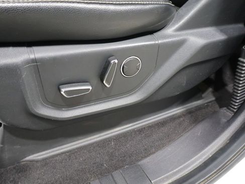 Used 2016 Ford F150 Lariat AWD/4WD image 13