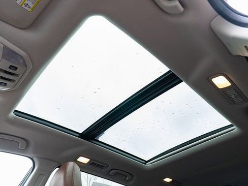 Used 2019 Subaru Ascent Touring w/ Popular Package #3 image 22