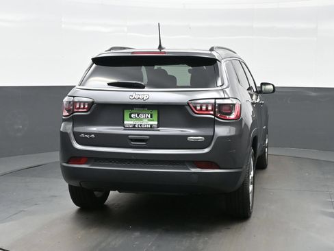 Used 2024 Jeep Compass 4WD image 7