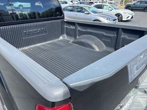 Used 2016 Nissan Frontier S image 7