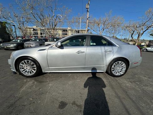 Used 2010 Cadillac CTS Premium image 8