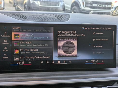 Used 2025 BMW X5 sDrive40i w/ Premium Package image 19