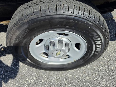 Used 2013 Chevrolet Express 2500 RWD image 6