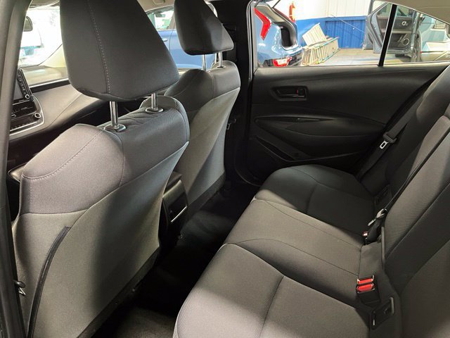 Used 2022 Toyota Corolla LE FWD image 18