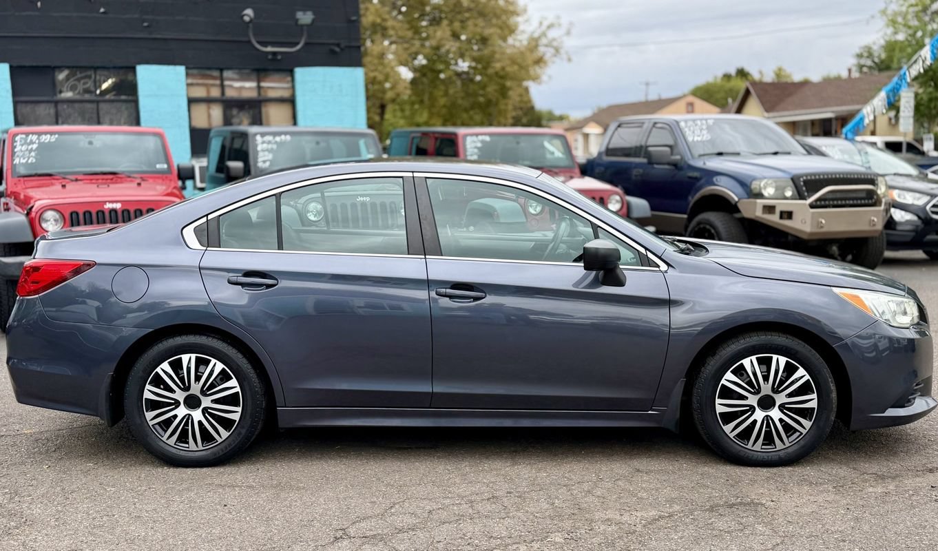 Used 2015 Subaru Legacy 2.5i AWD/4WD image 2