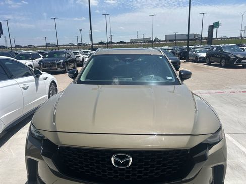 Used 2025 MAZDA CX-50 AWD 2.5 Turbo w/ Premium Pkg image 2