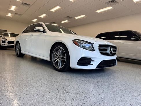 Used 2018 Mercedes-Benz E 300 image 11