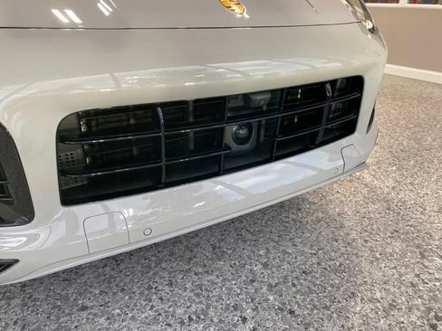 Used 2020 Porsche Cayenne S AWD/4WD image 50