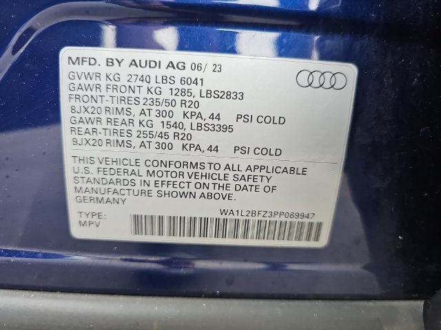 Used 2023 Audi Q4 e-tron Premium Plus w/ Premium Plus AWD/4WD image 29
