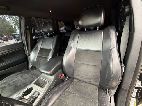 Used 2017 Jeep Grand Cherokee Altitude image 56