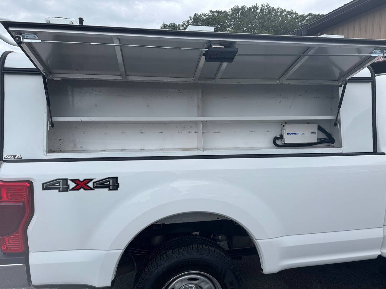 Used 2021 Ford F250 XL w/ Power Equipment Group AWD/4WD image 9