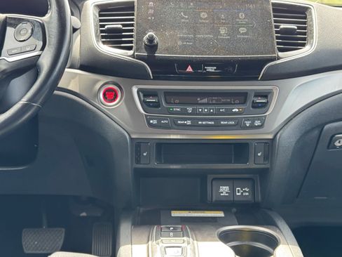Used 2022 Honda Pilot Special Edition image 15