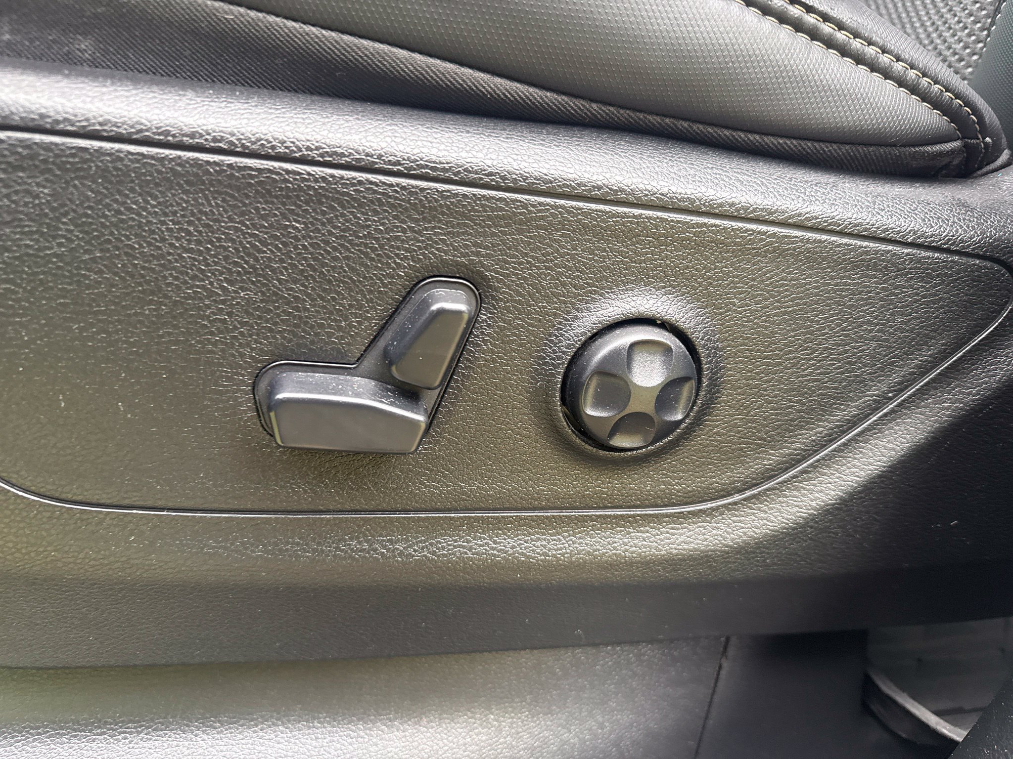 Used 2021 RAM 1500 Rebel w/ Level 2 Equipment Group AWD/4WD image 24