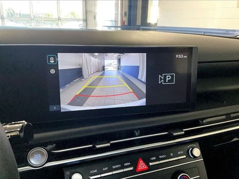 Used 2025 Hyundai Tucson SE AWD/4WD image 19