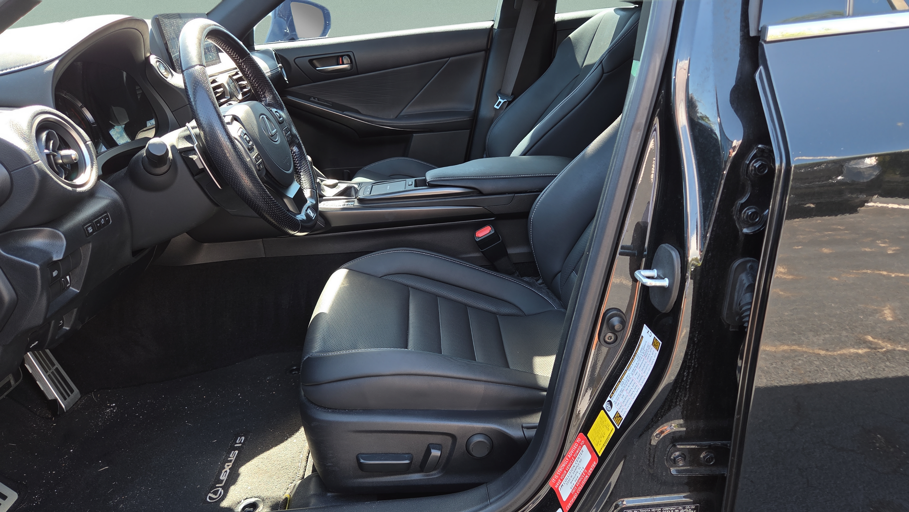 Used 2022 Lexus IS 350 F Sport RWD image 9