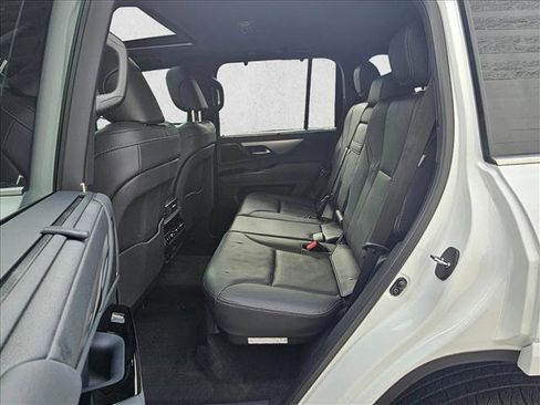 Used 2023 Lexus LX 600 F Sport image 15
