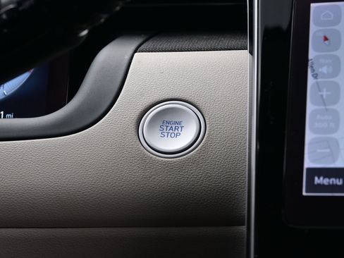 Certified 2022 Hyundai Tucson Limited w/ Cargo Package image 24