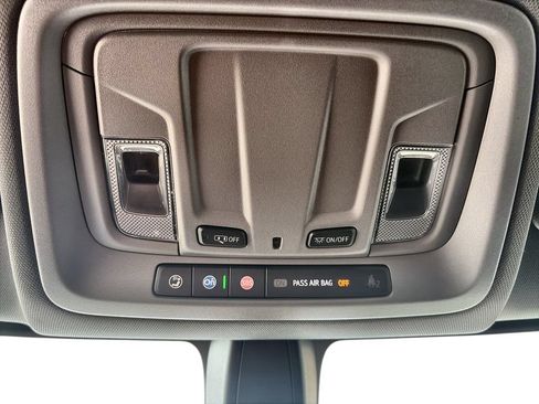 Certified 2022 Chevrolet Silverado 1500 RST AWD/4WD image 19