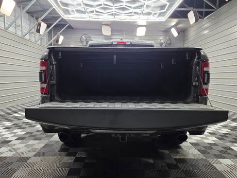Used 2023 RAM 1500 Laramie AWD/4WD image 12