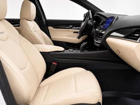Used 2021 Cadillac CT5 Premium Luxury w/ Climate Package AWD/4WD image 15